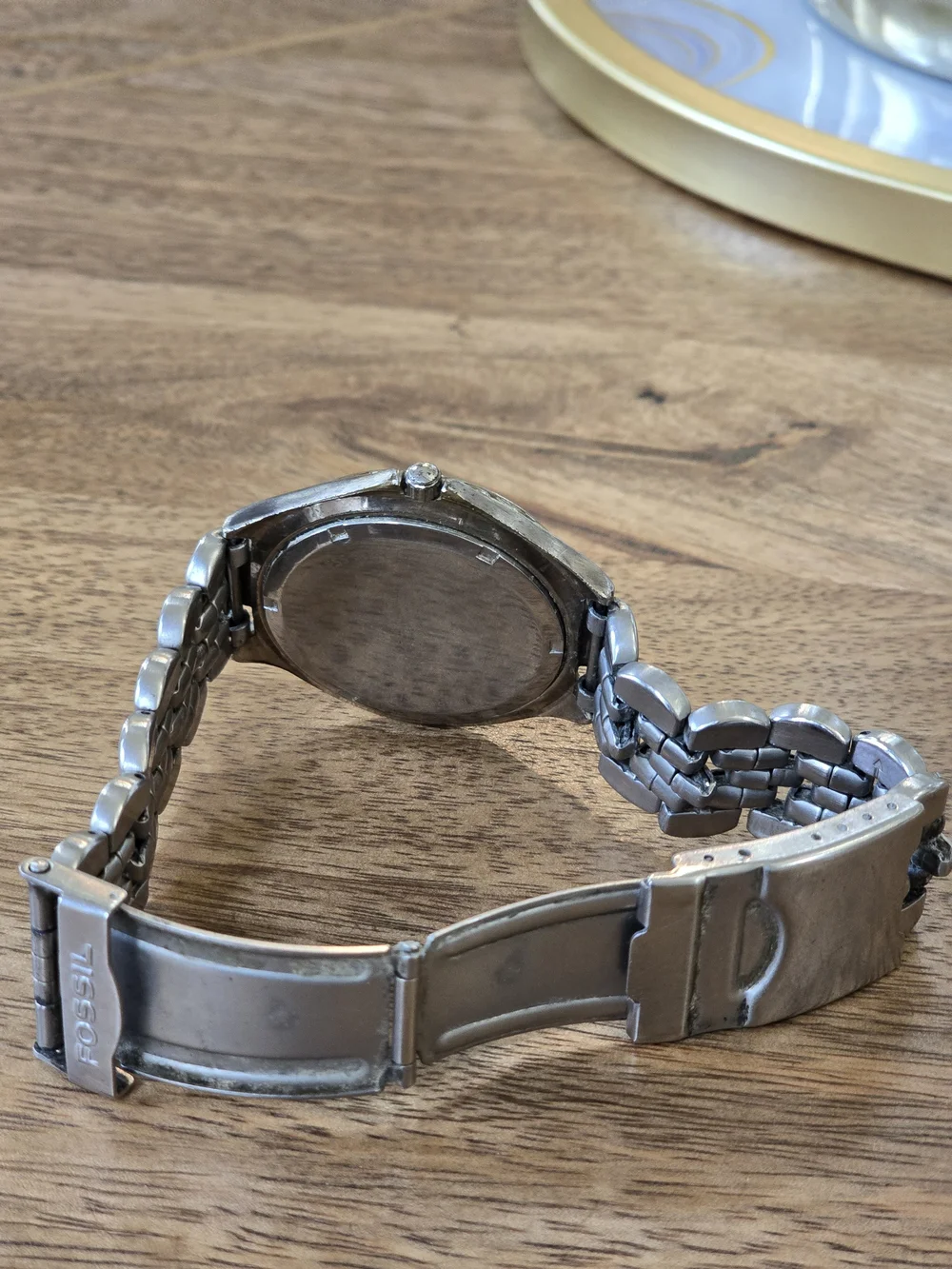 Fossil stainless steel